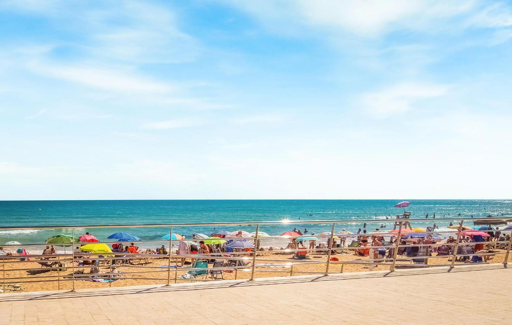 Amazing Apartment In Torrevieja With Kitchen Dış mekan fotoğraf