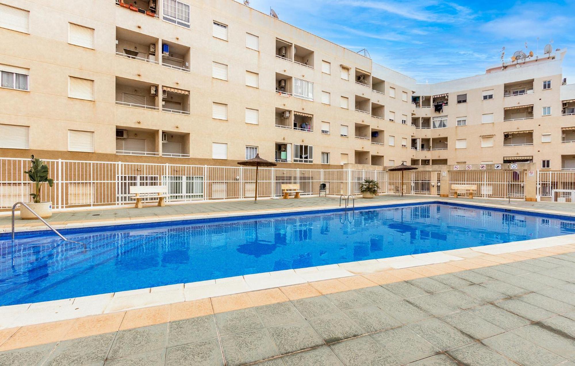Amazing Apartment In Torrevieja With Kitchen Dış mekan fotoğraf