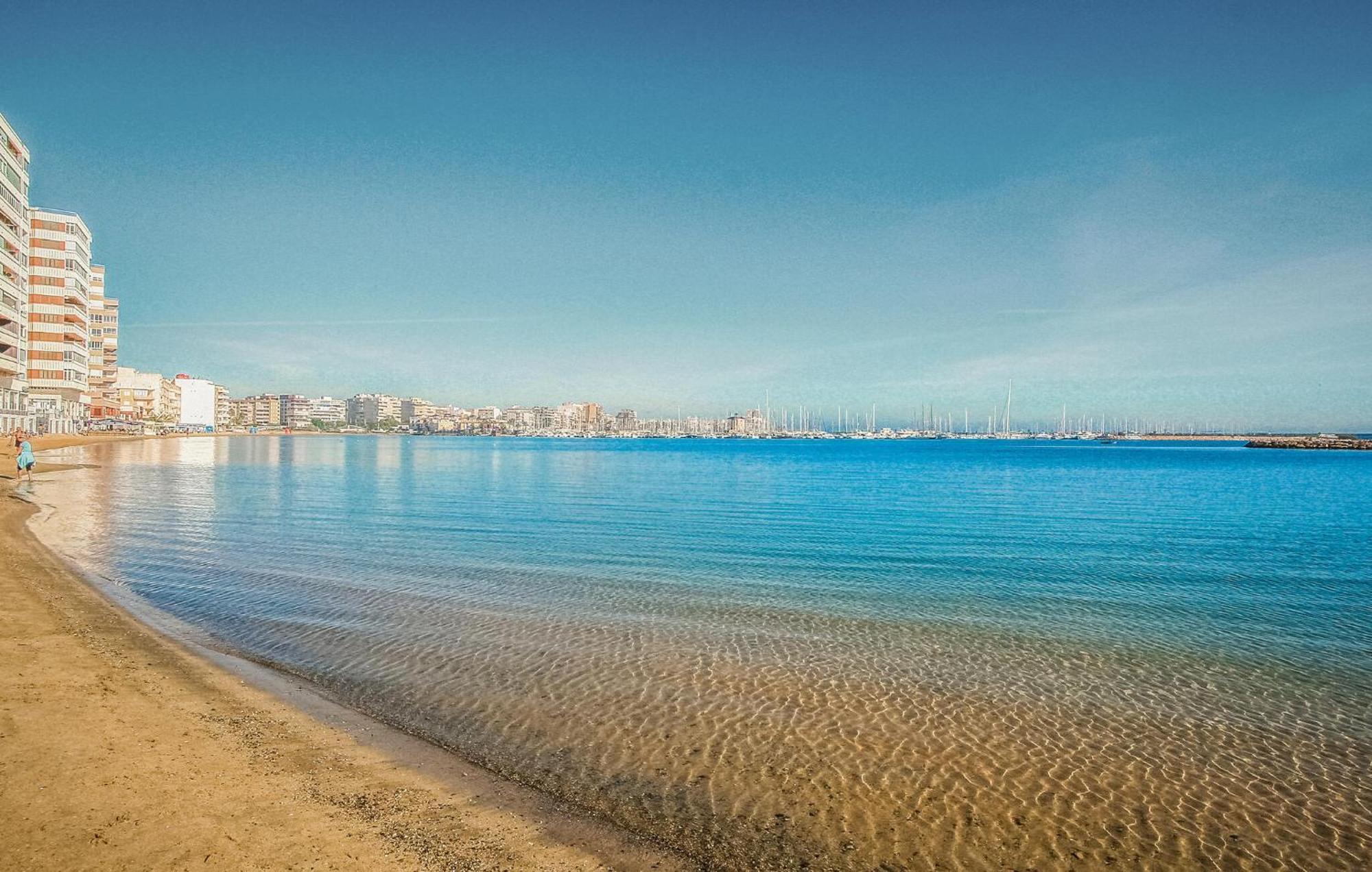 Amazing Apartment In Torrevieja With Kitchen Dış mekan fotoğraf